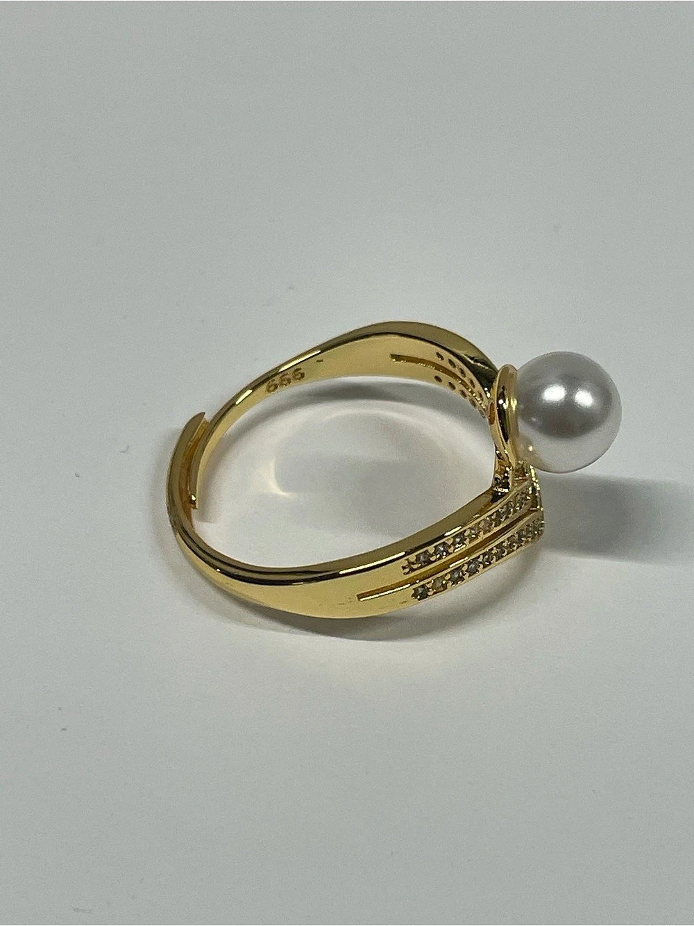 Rare Color Gold & White Pearl Statement Ring size 6 or Adjustable. - Picture 3 of 7
